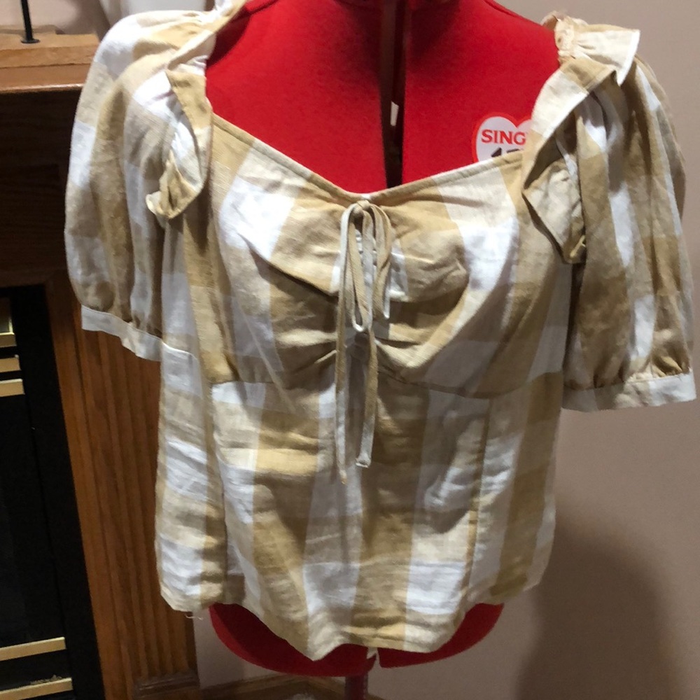 Cute top